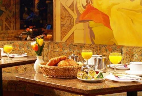 Hotel Zurich Luxembourg Bagian luar foto